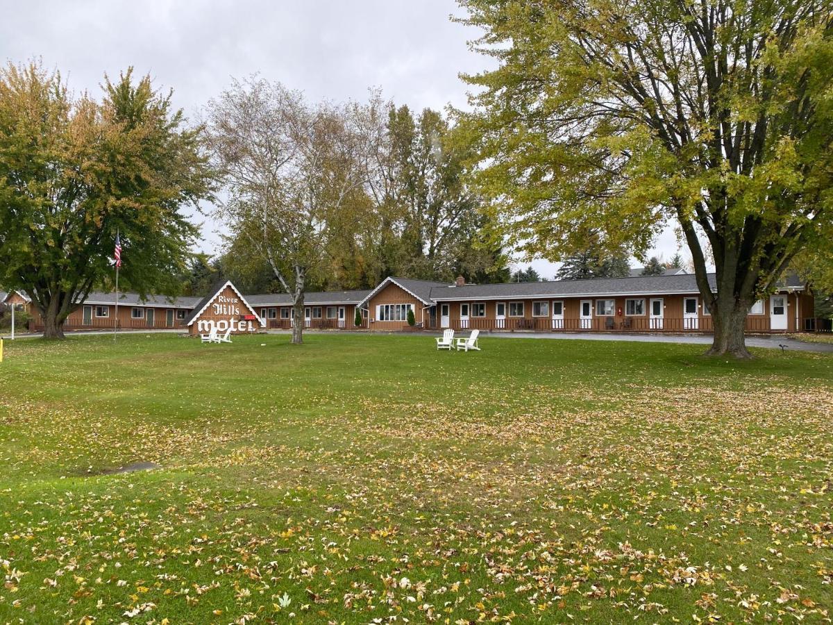 The River Hills Motel - Algoma, Wi - Near Door County Exterior photo